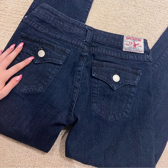 True religion dark wash jeans - Picture 2 of 8